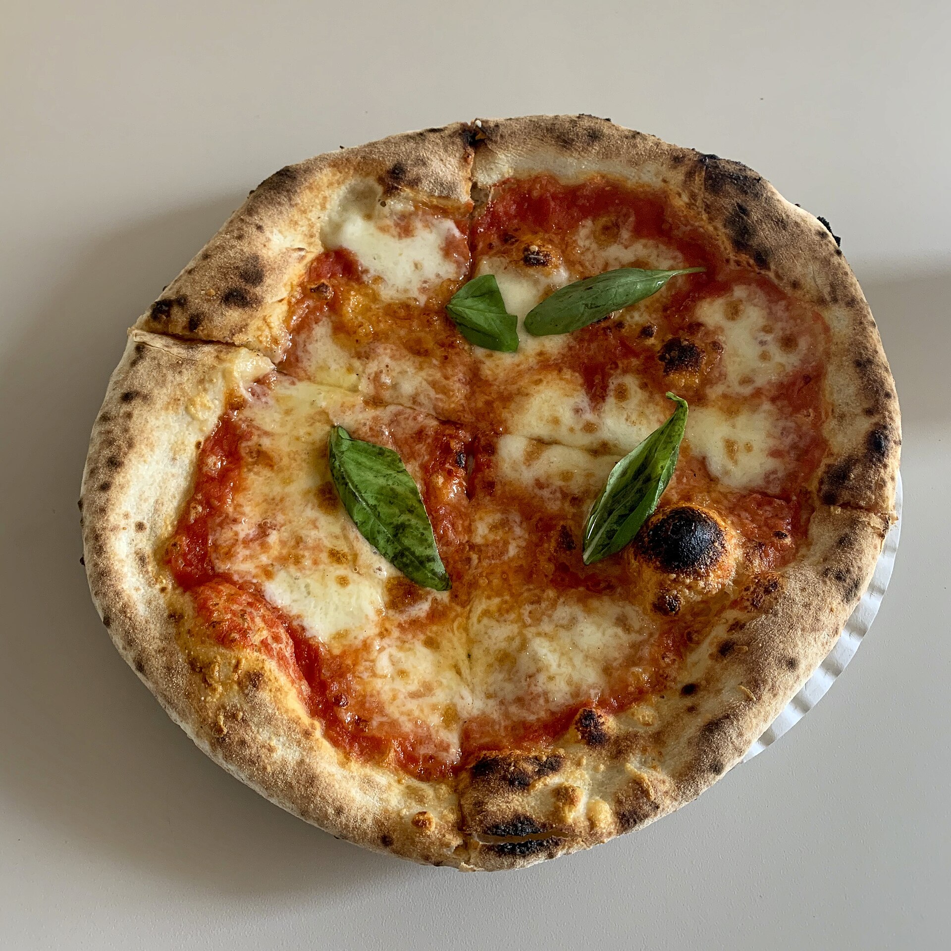 手作りイタリア風ピザ（イメージ写真）