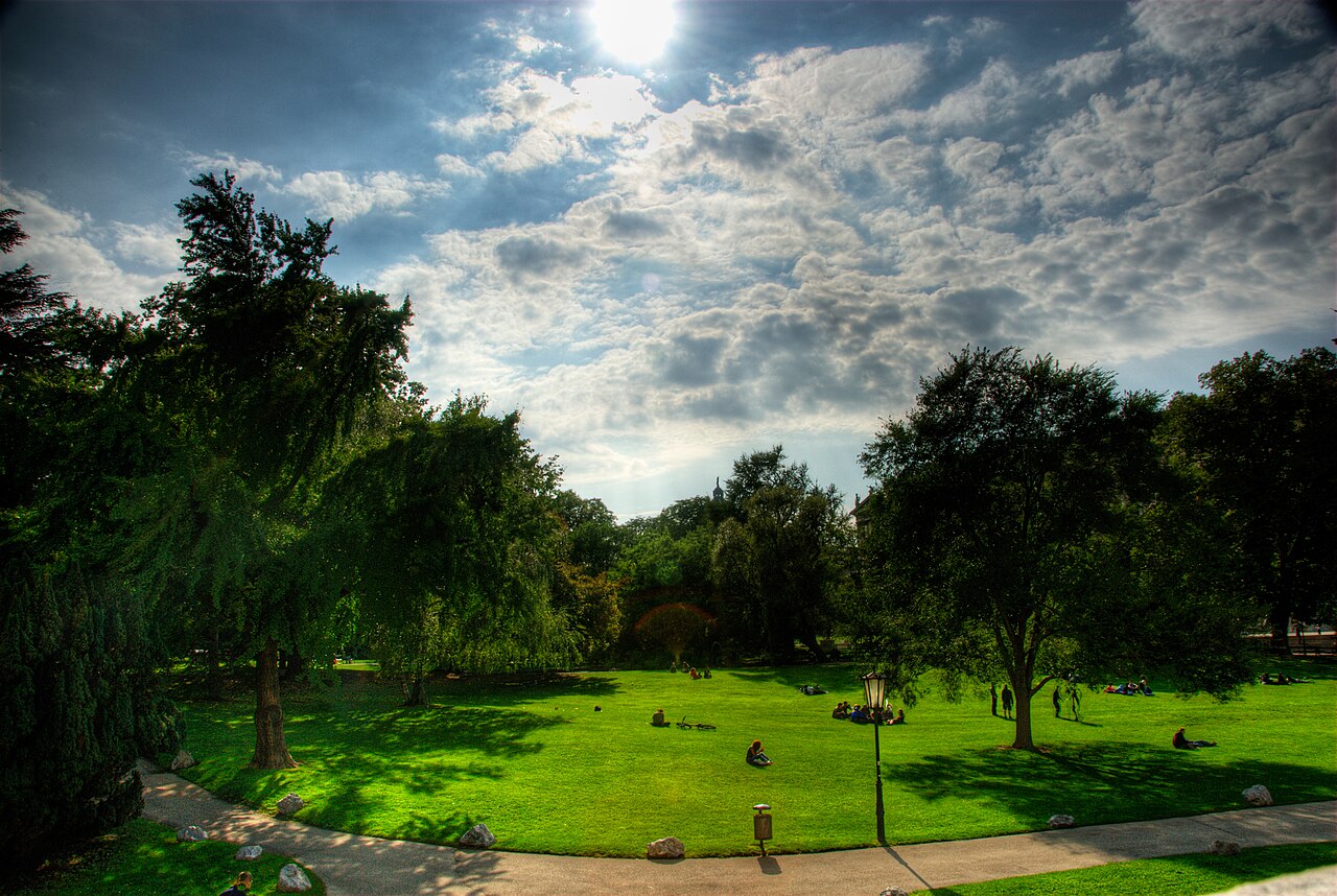 Uma fotografia de Burggarten