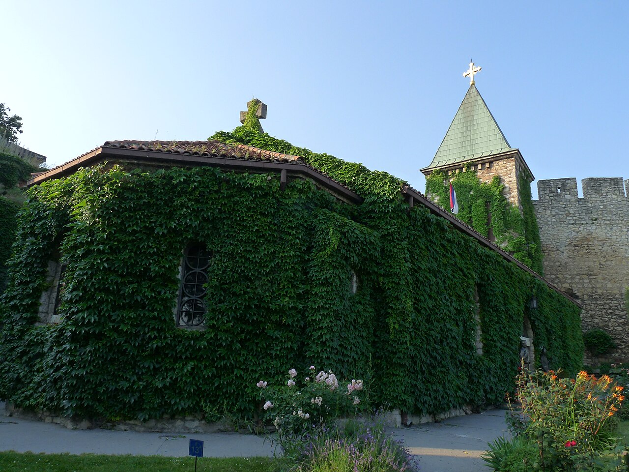 Ein Foto von Rosenkirche