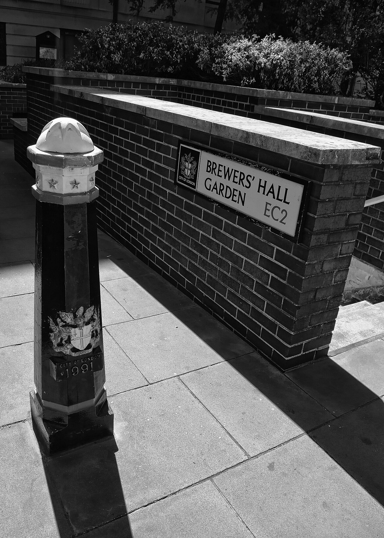 Brewers' Hall Garden