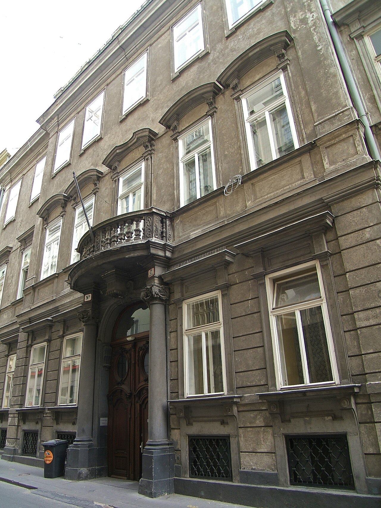 Corbelli-Schoeller Sarayı