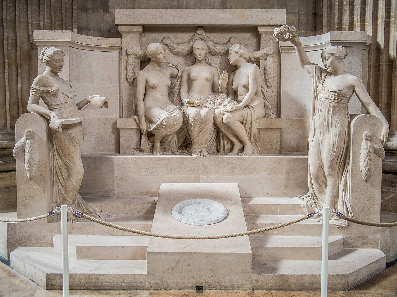 Monument à Jean-Jacques Rousseau