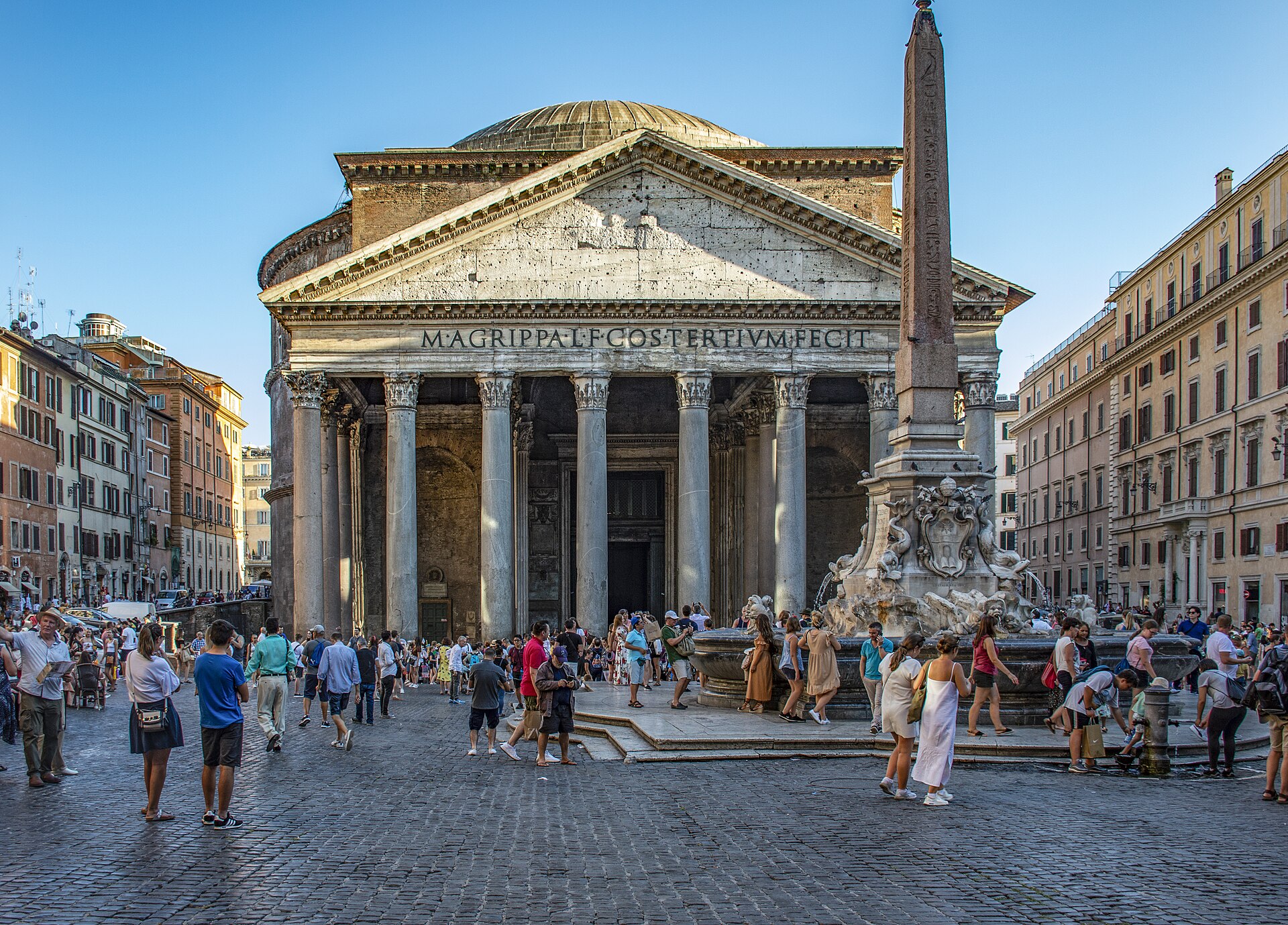 A photograph of Piazza della Rotonda