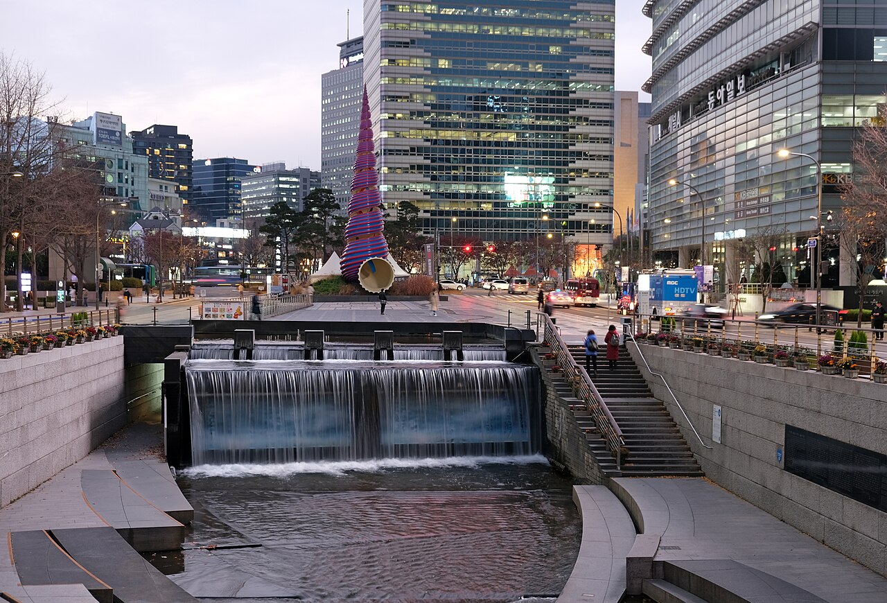 A photograph of Cheonggyecheon