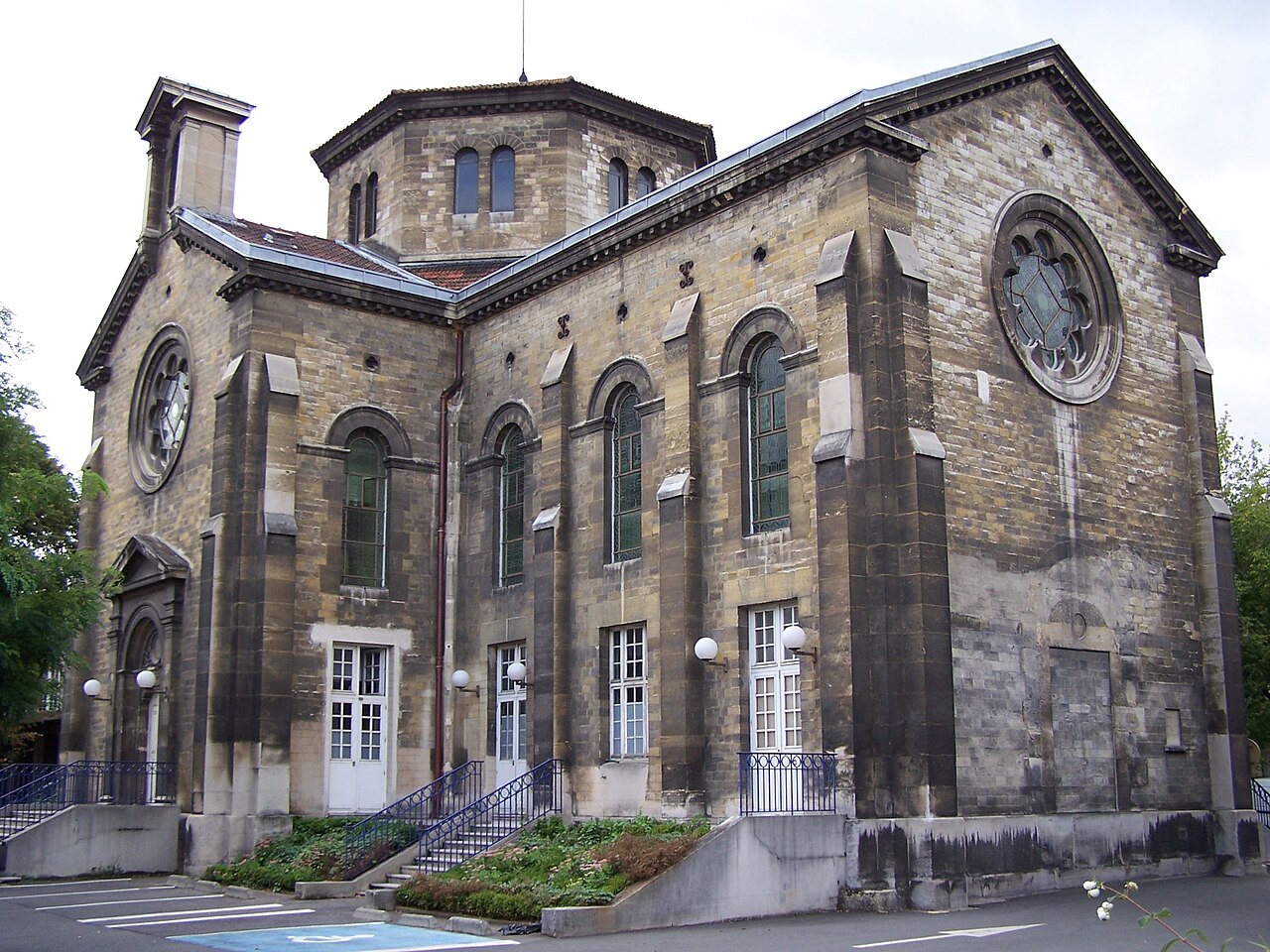 Sainte-Anne hospital Şapeli