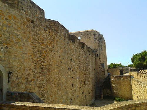 Çeşme Kalesi