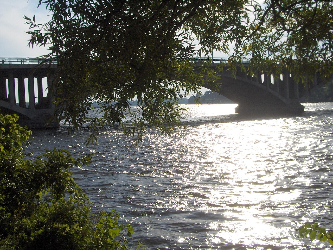 Parc du Pont Ahuntsic