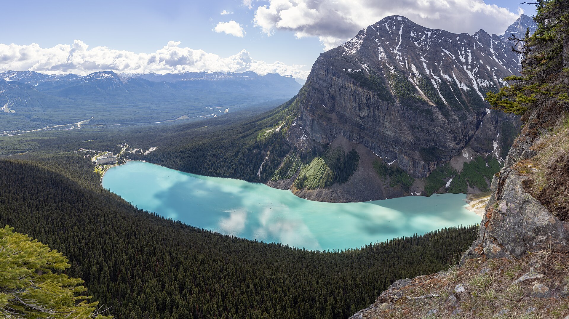 A photograph of Canada
