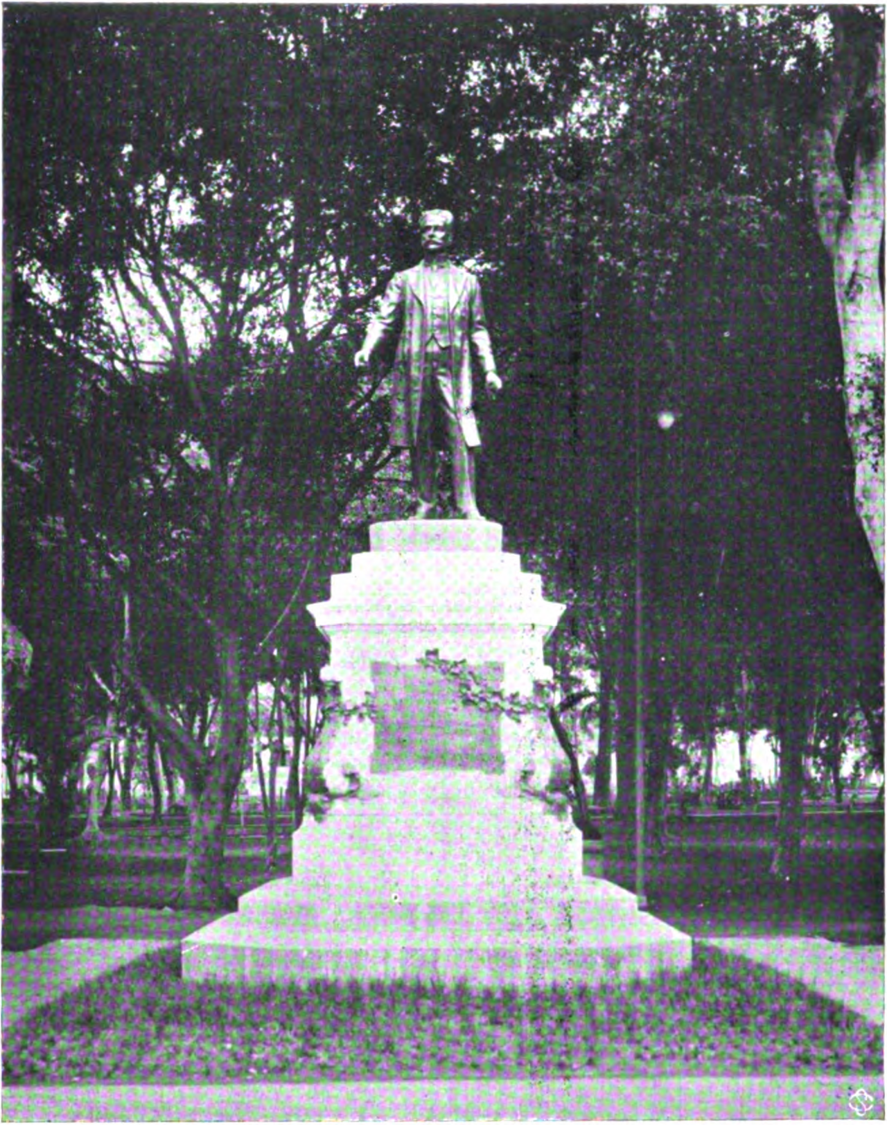 A photograph of Parque Neptuno
