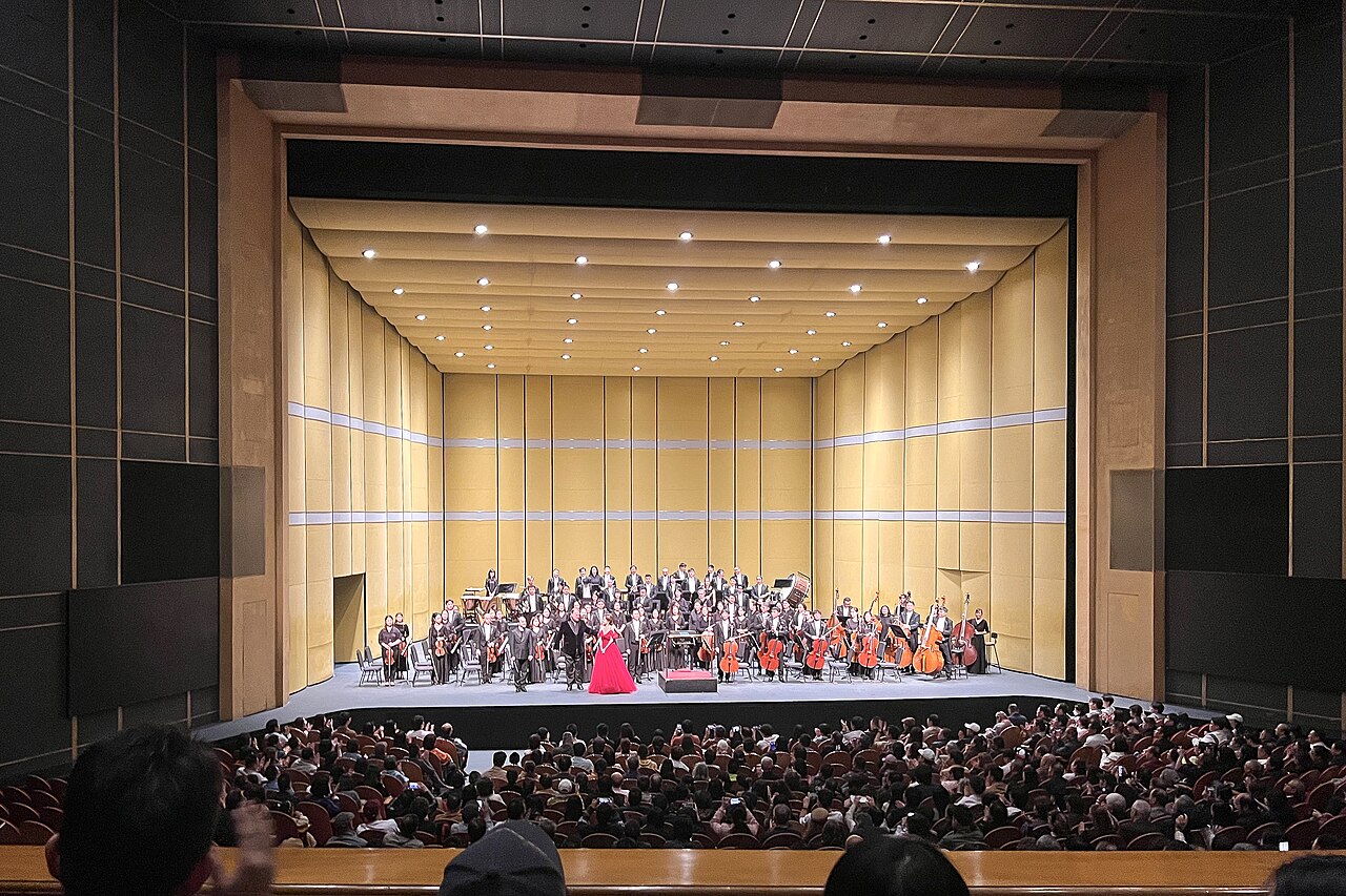 Una fotografia di Shanghai Grand Theatre