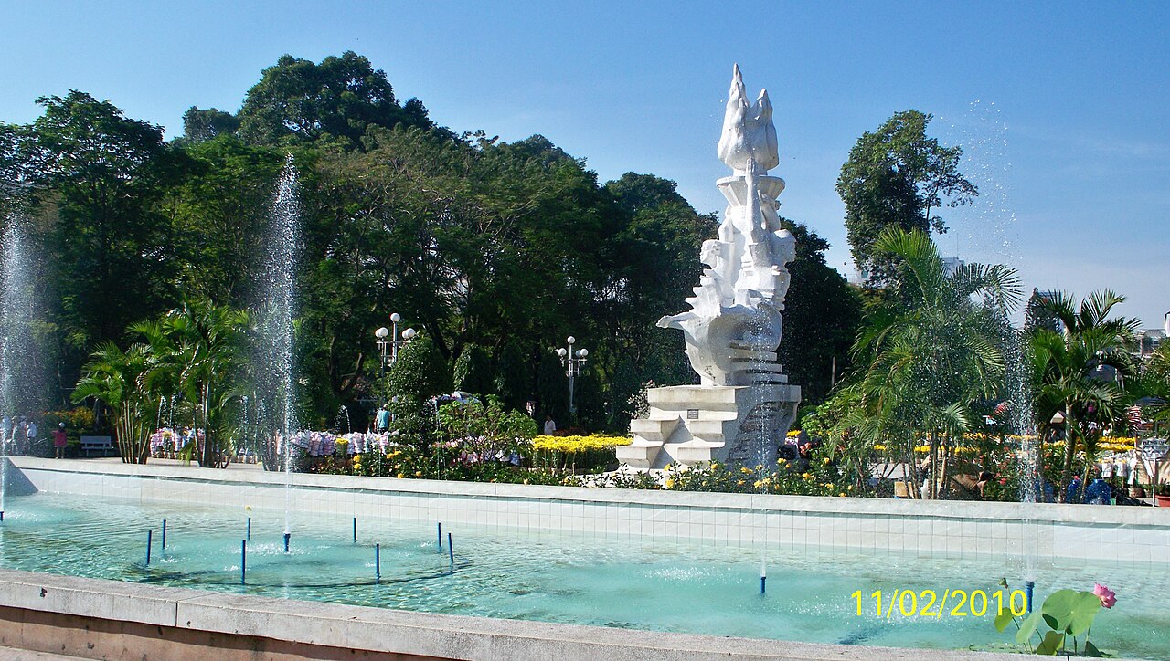 Le Van Tam Parkı