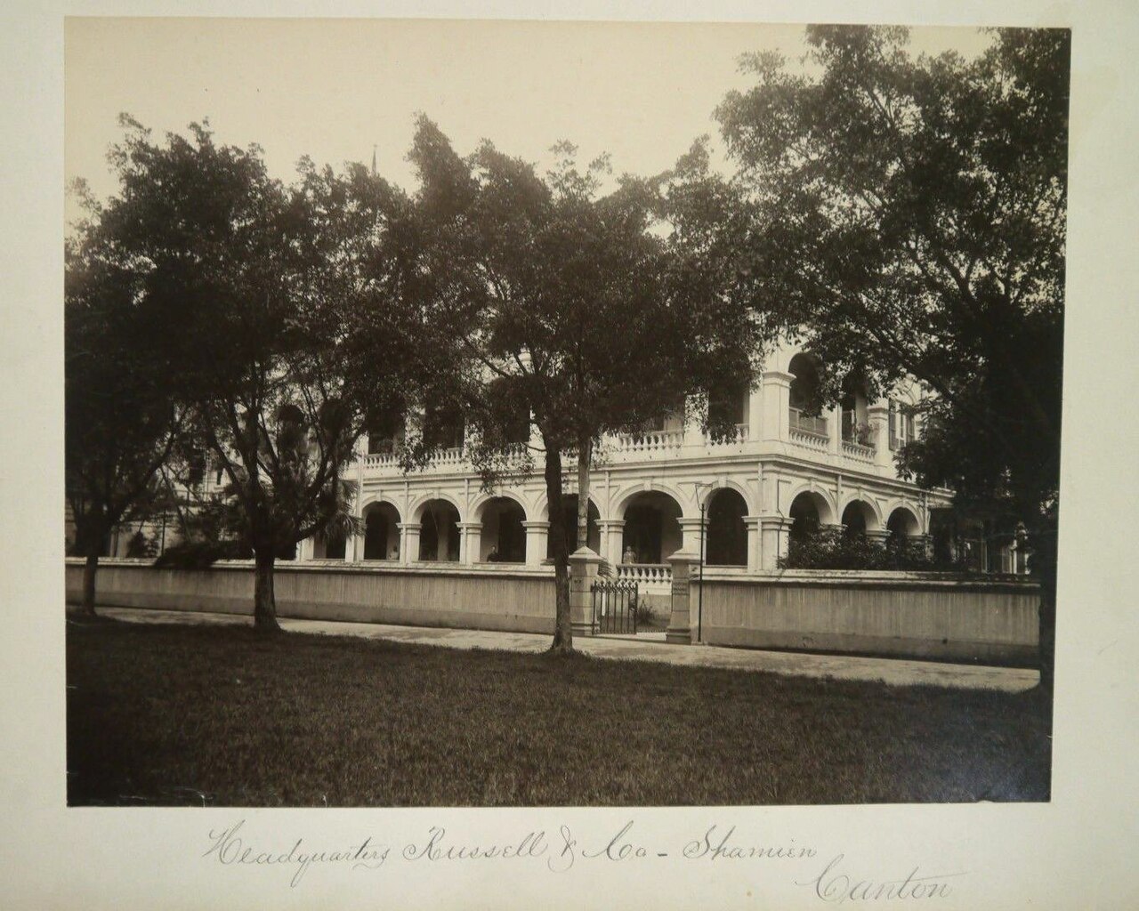 Une photographie de Company House