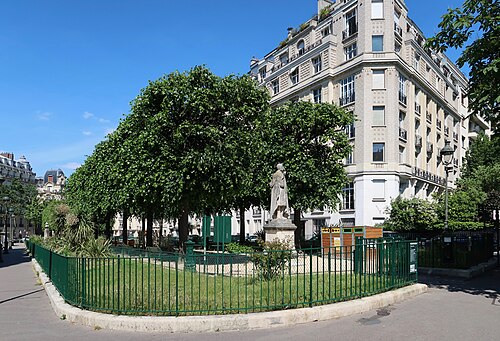 square Lamartine