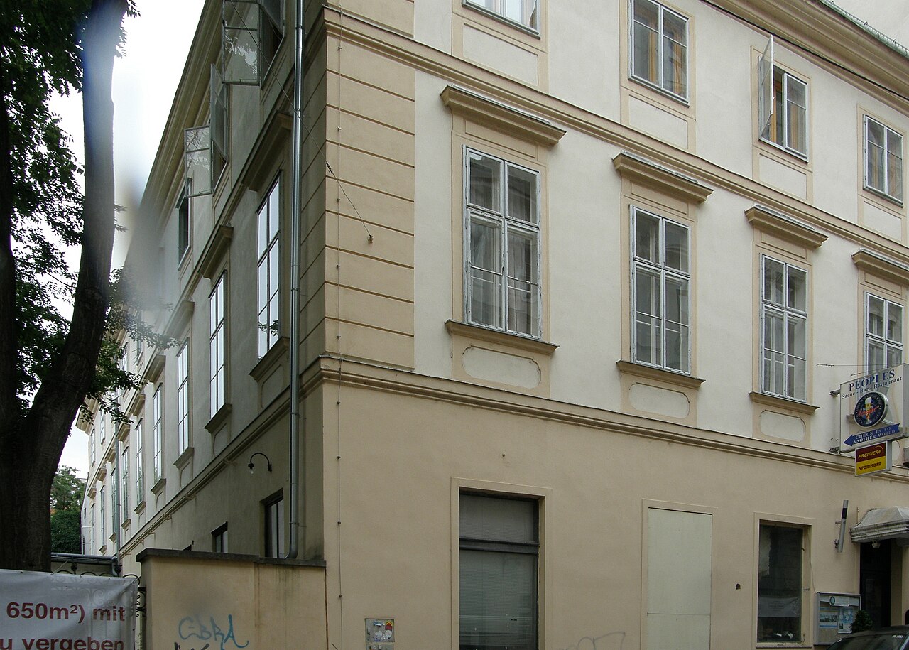 Palais Schickh