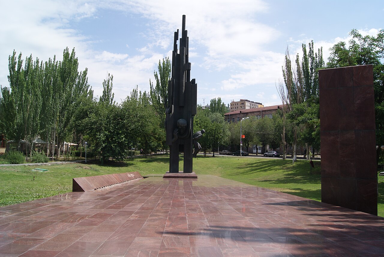 Una fotografia di Monumento a Yeghishe Charents