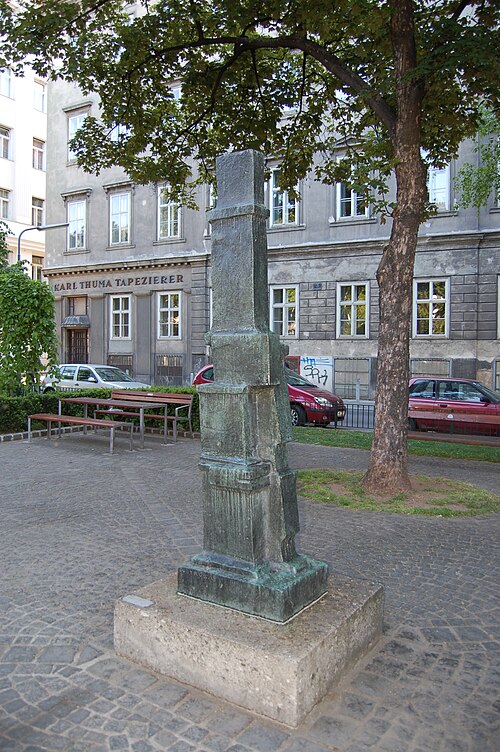 Scultura Wotruba, Friedrich-Schmidt-Platz
