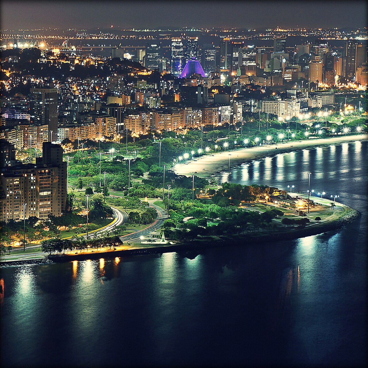 A photograph of Flamengo Park