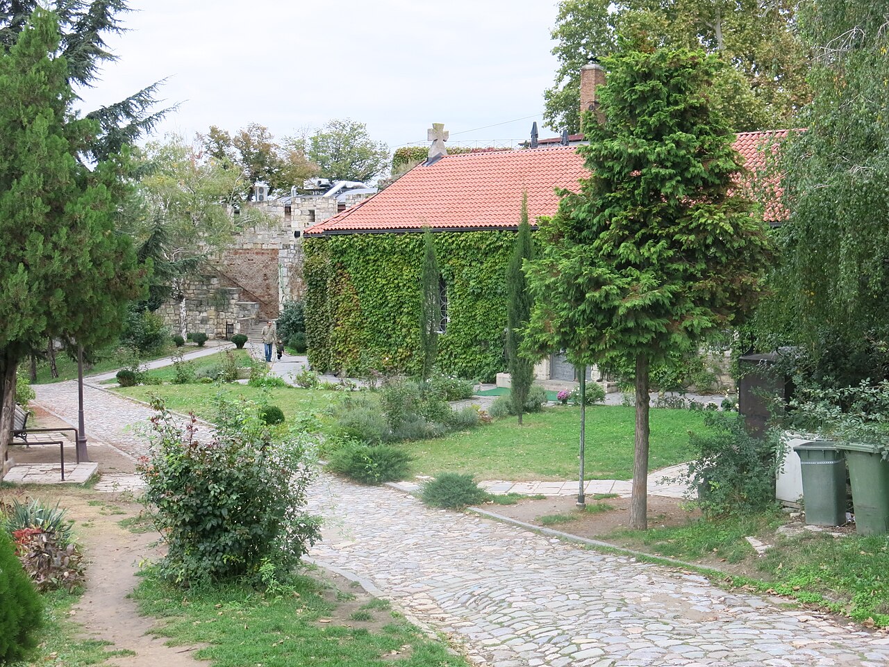 Ein Foto von Rosenkirche