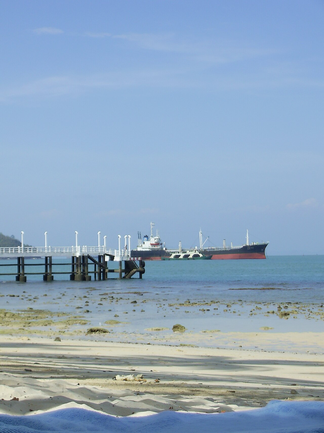 Ein Foto von Panwa Beach
