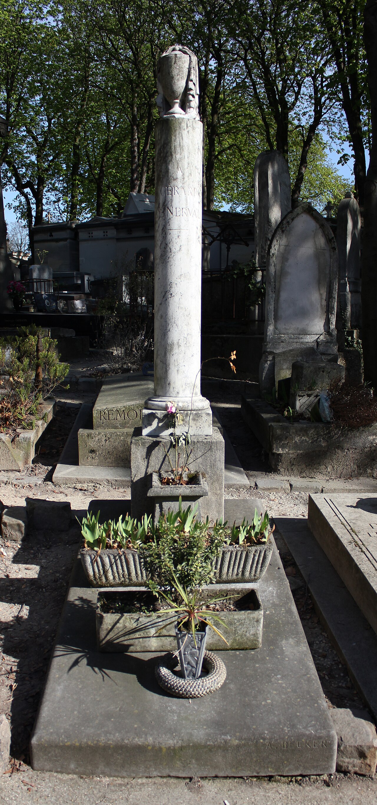 Tombe de Nerval