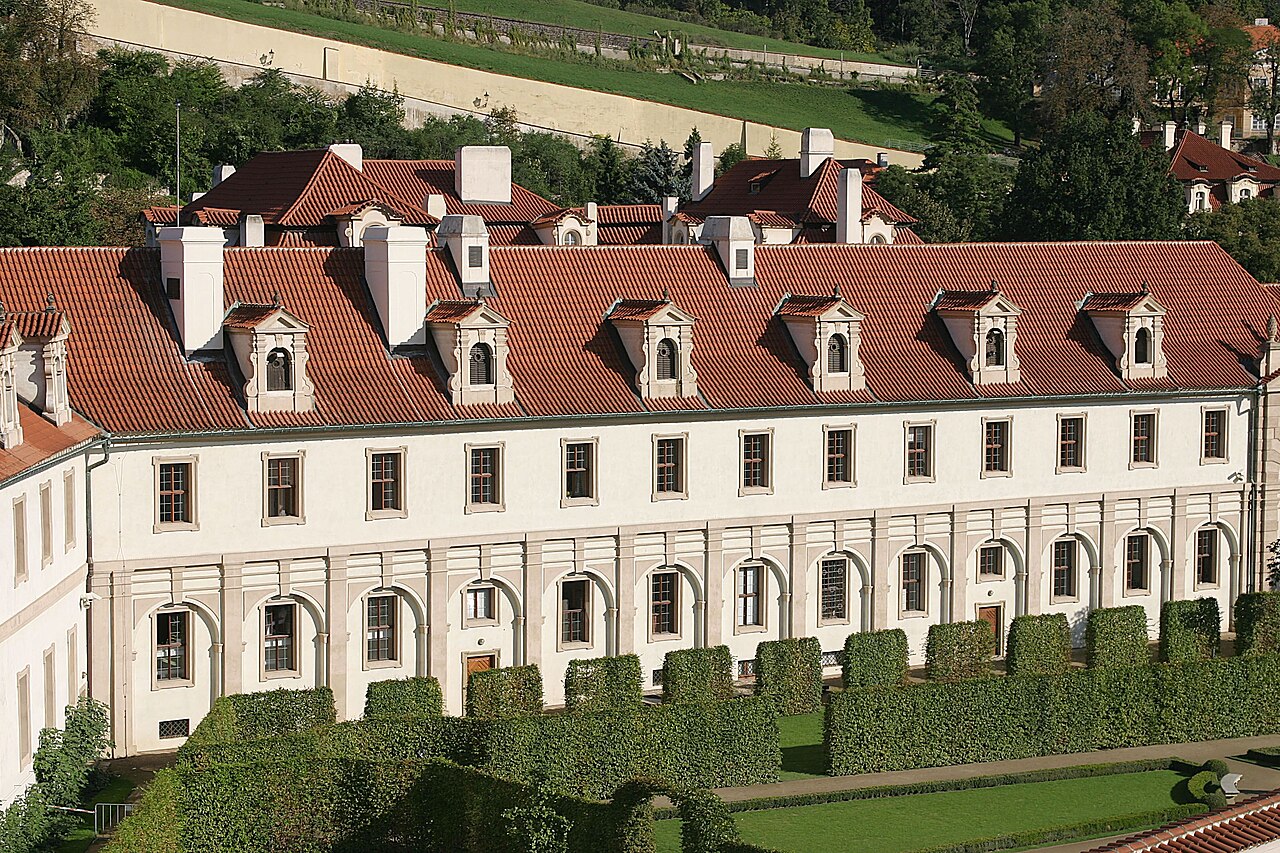 Una fotografía de Palacio Wallenstein