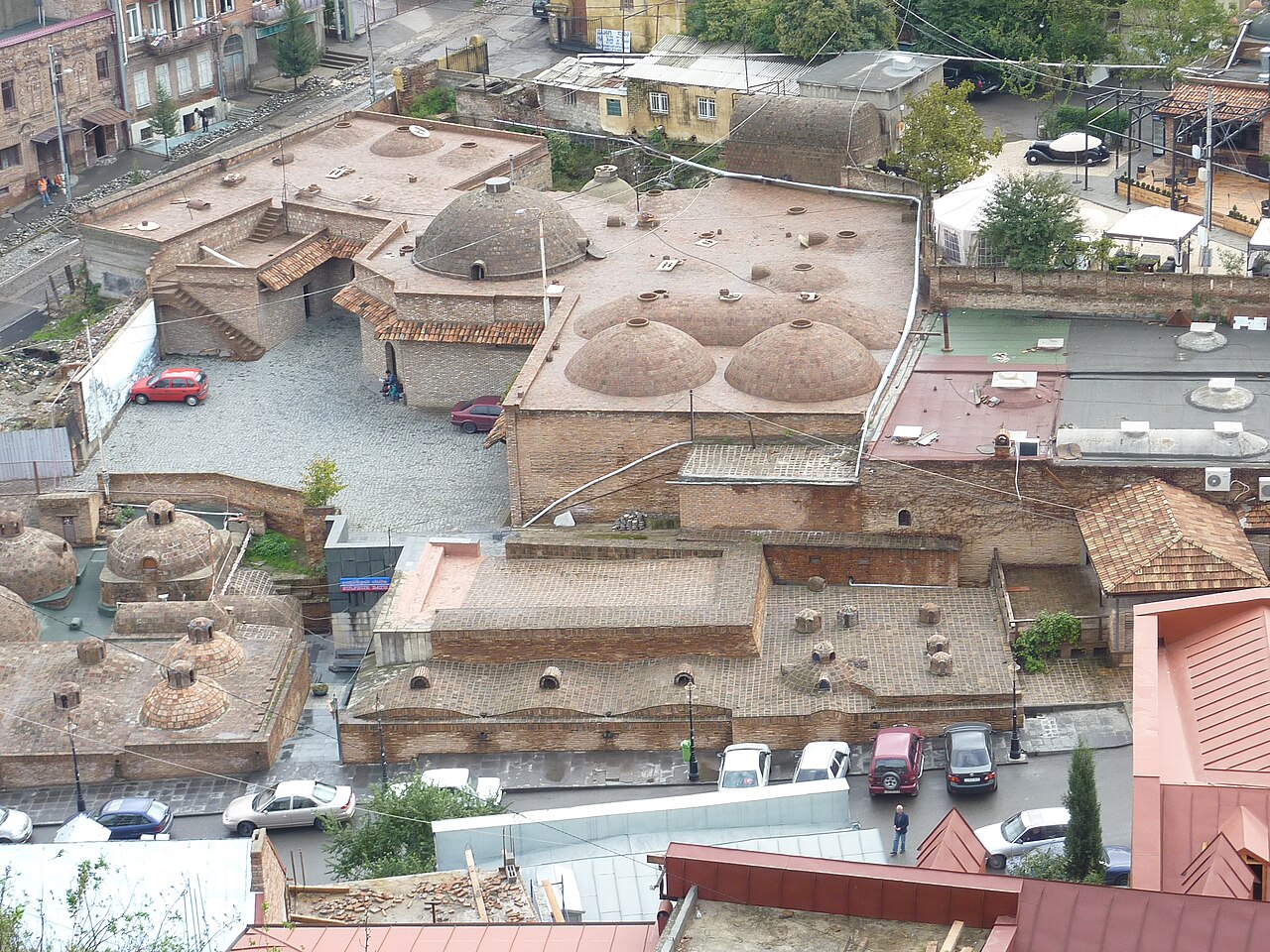 Abanotubani