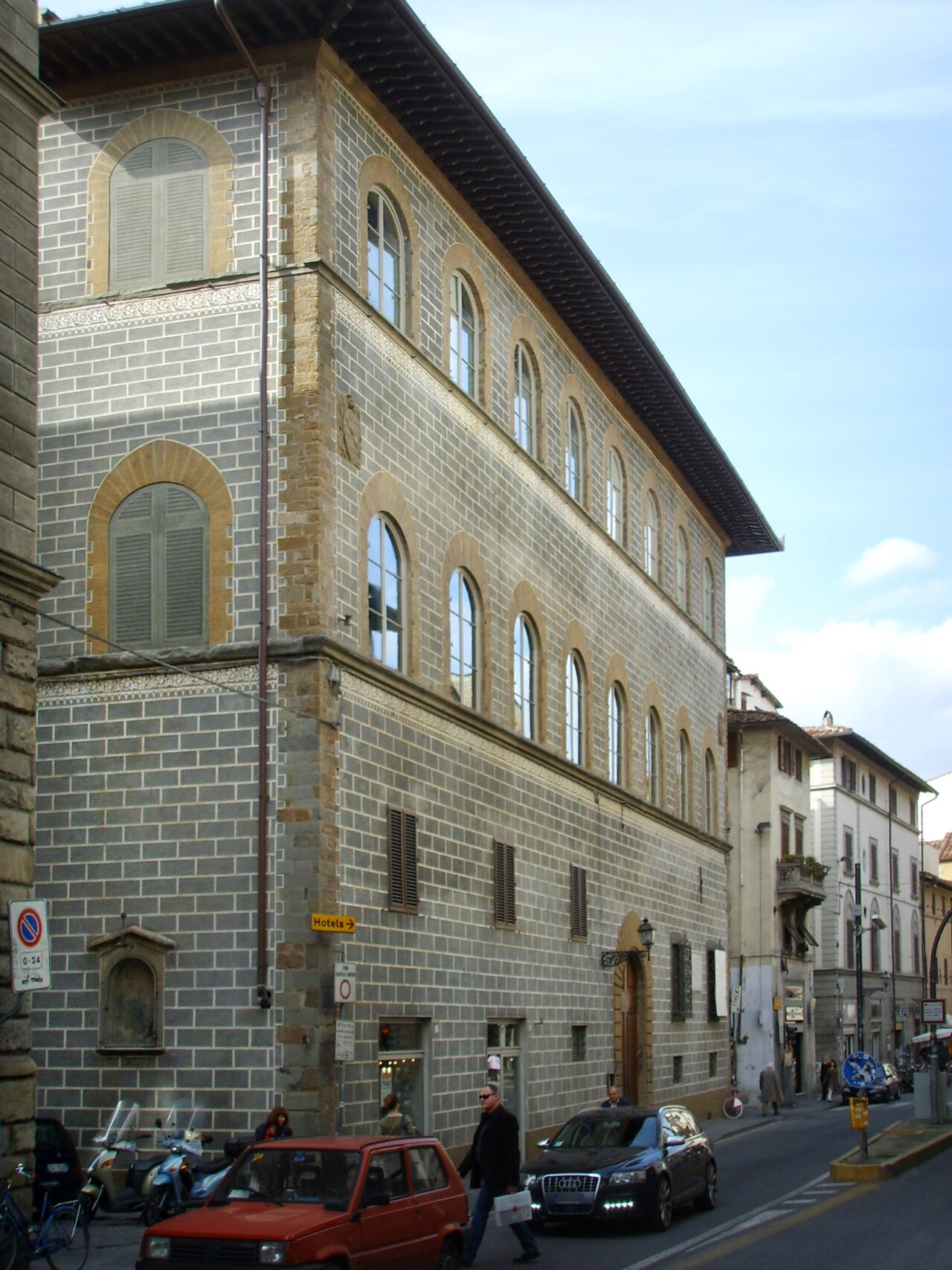Bardi Sarayı