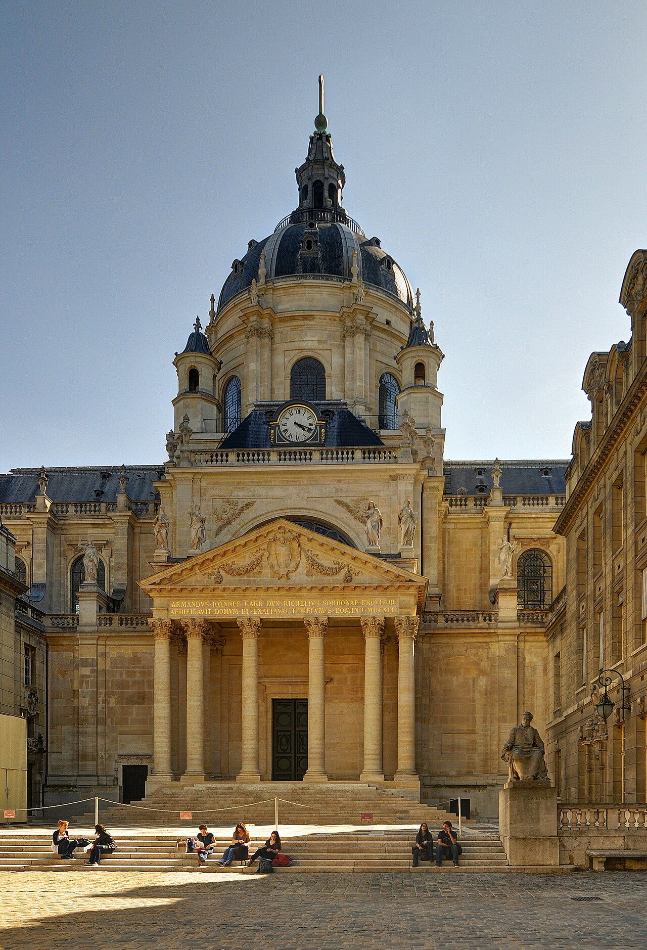 Panthéon-Sorbonne Üniversitesi fotoğrafı