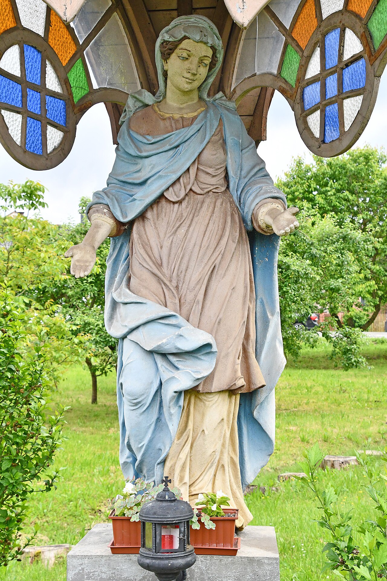 A photograph of Lady bar