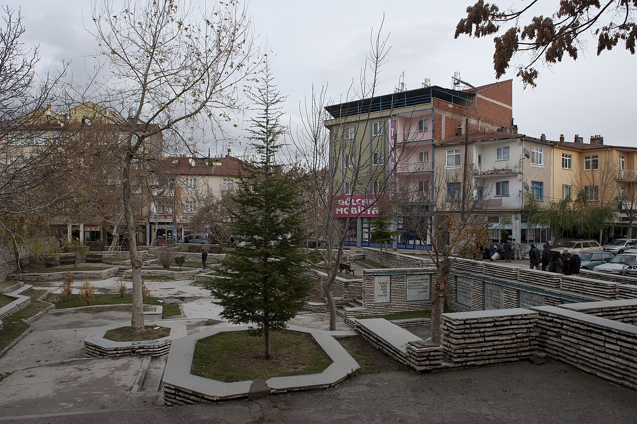Yunus Emre Cami fotoğrafı