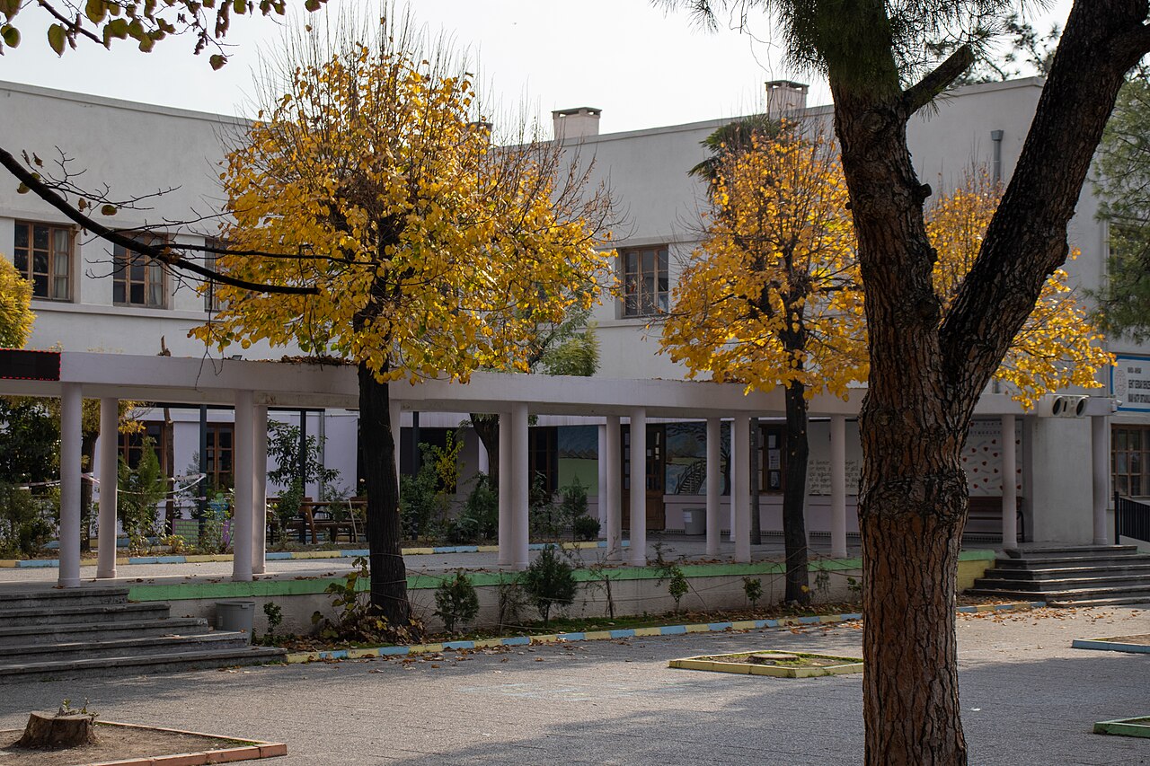 Akhisar Halkevi fotoğrafı