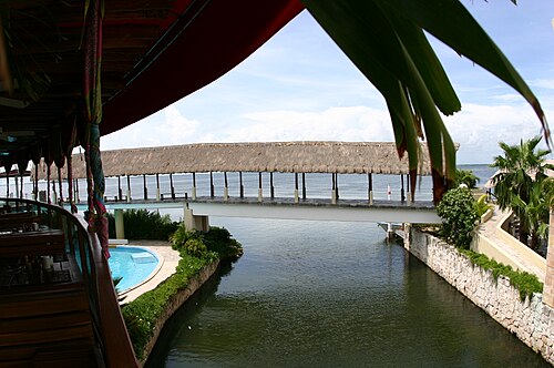 Interactive Aquarium Cancun
