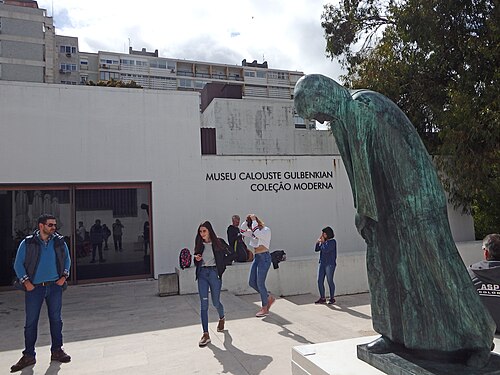 Centro de Arte Moderna Gulbenkian (CAM)