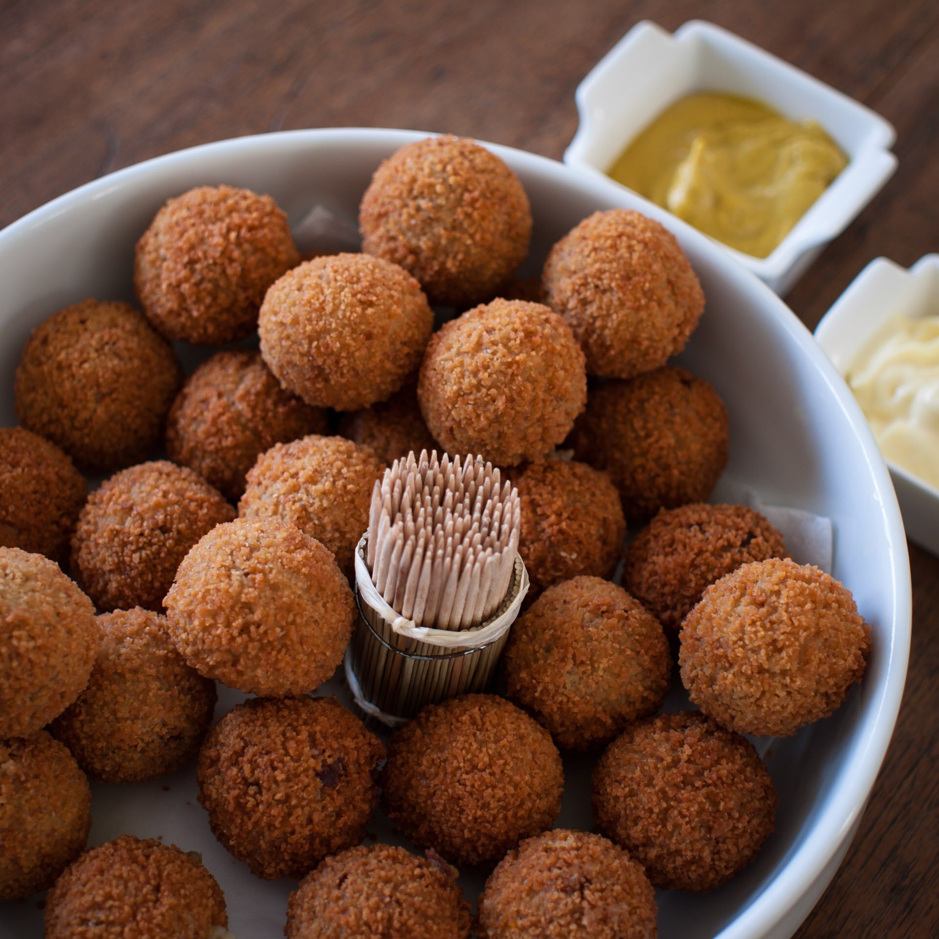 Bitterballen — foto ilustrativa