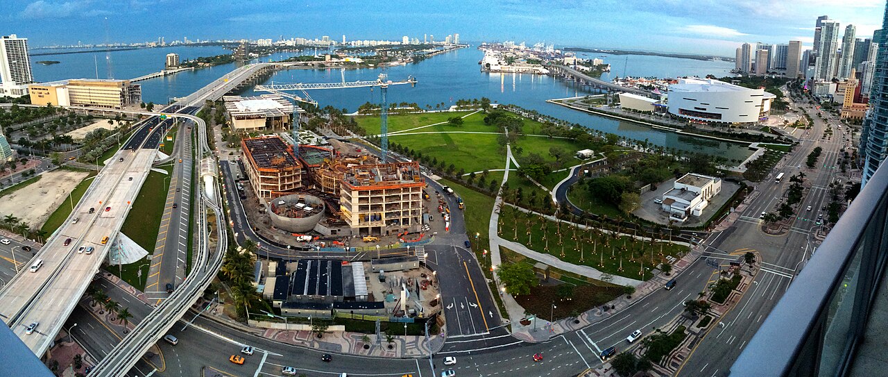 Maurice A. Ferré Park