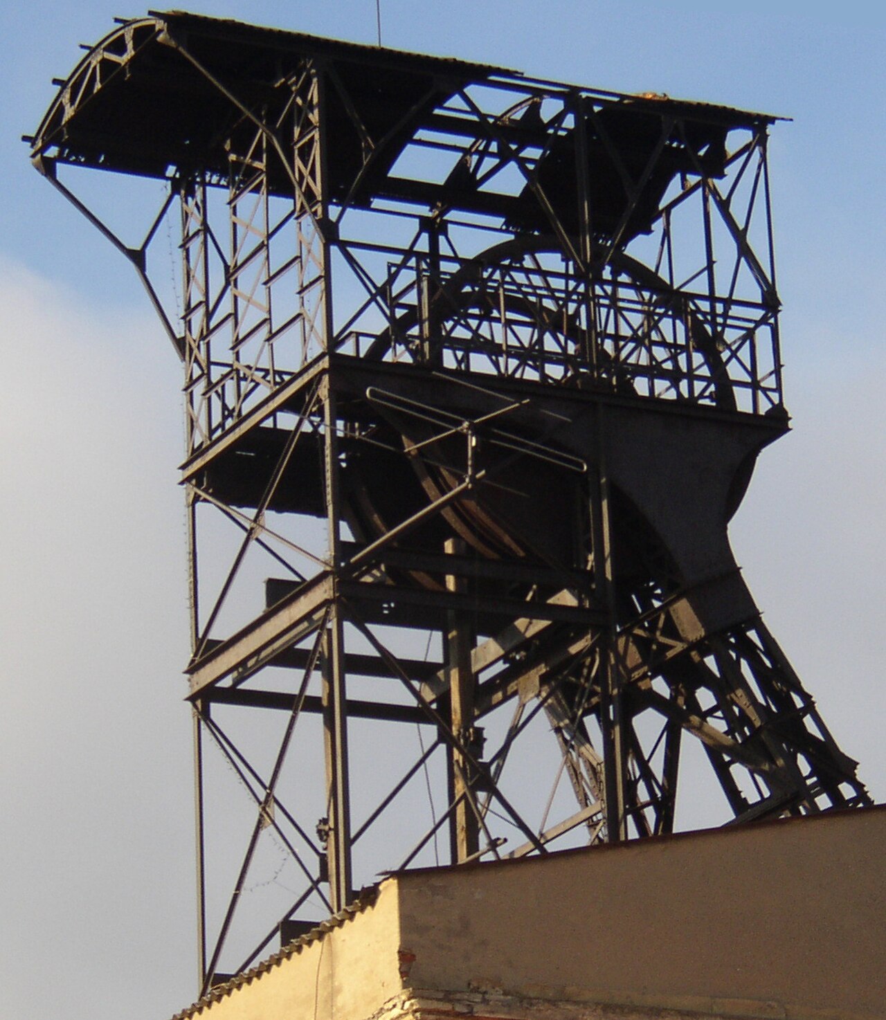 Mine Shaft Headframe fotoğrafı