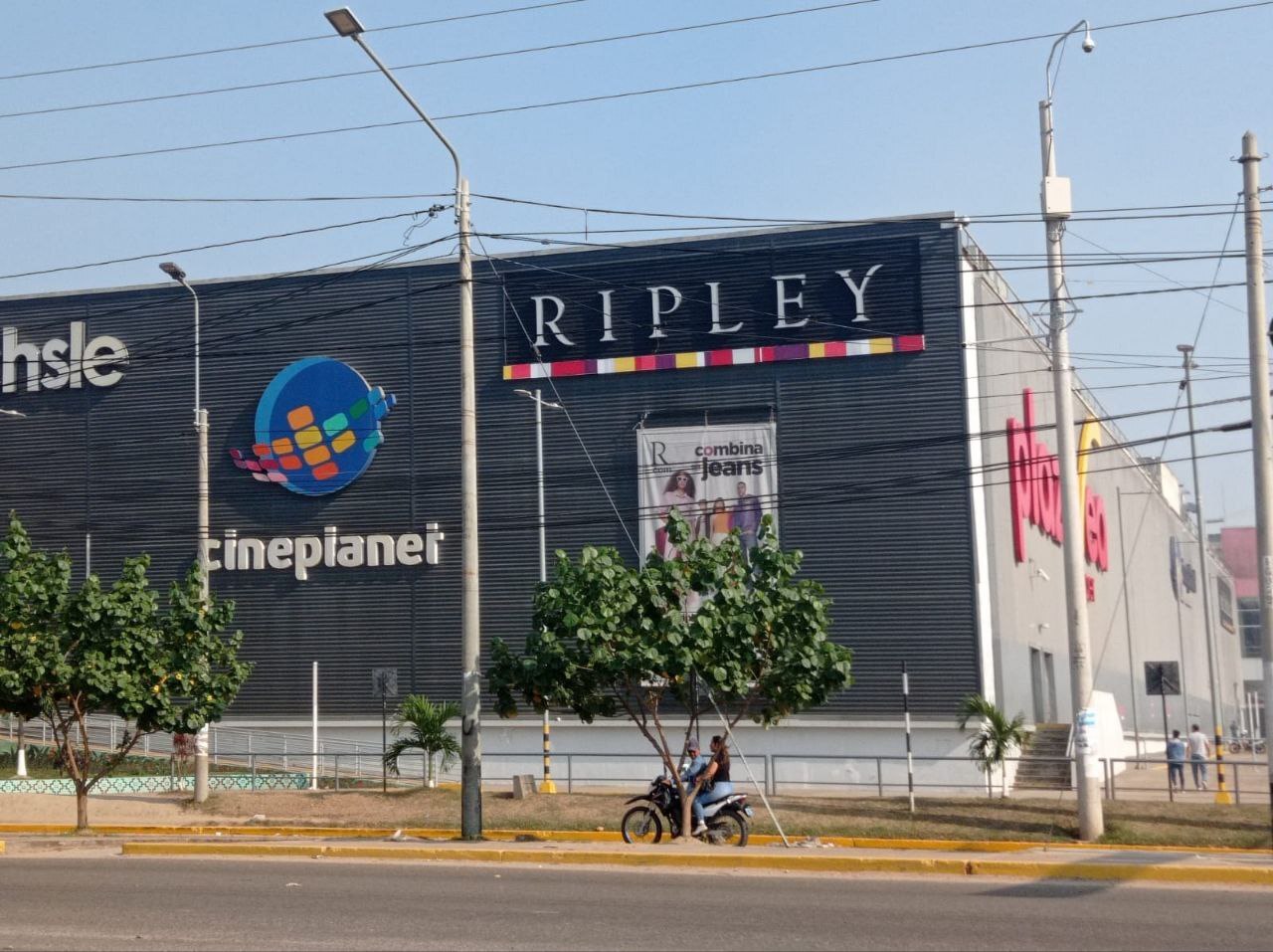 A photograph of Cineplanet
