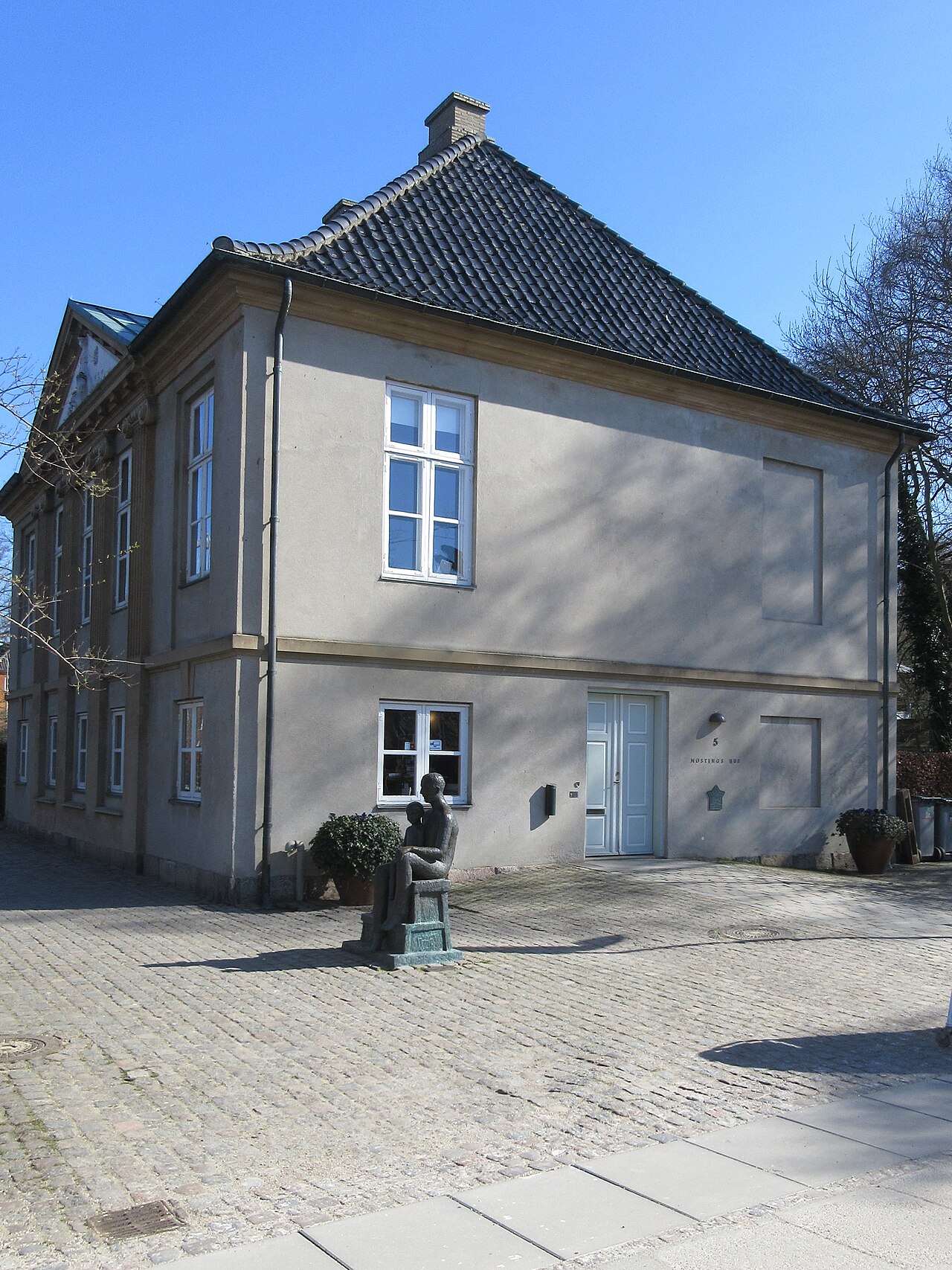 Uma fotografia de Møstings Hus