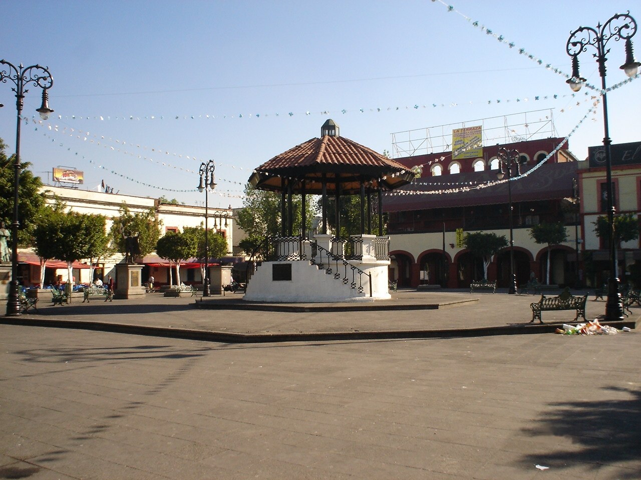 Une photographie de plaza Garibaldi