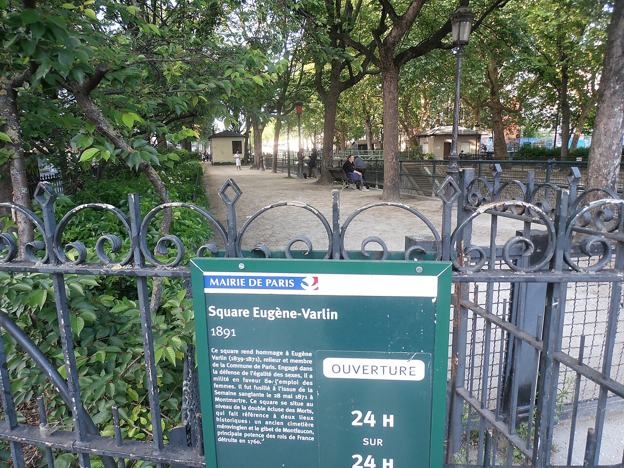 Eugène-Varlin Meydanı