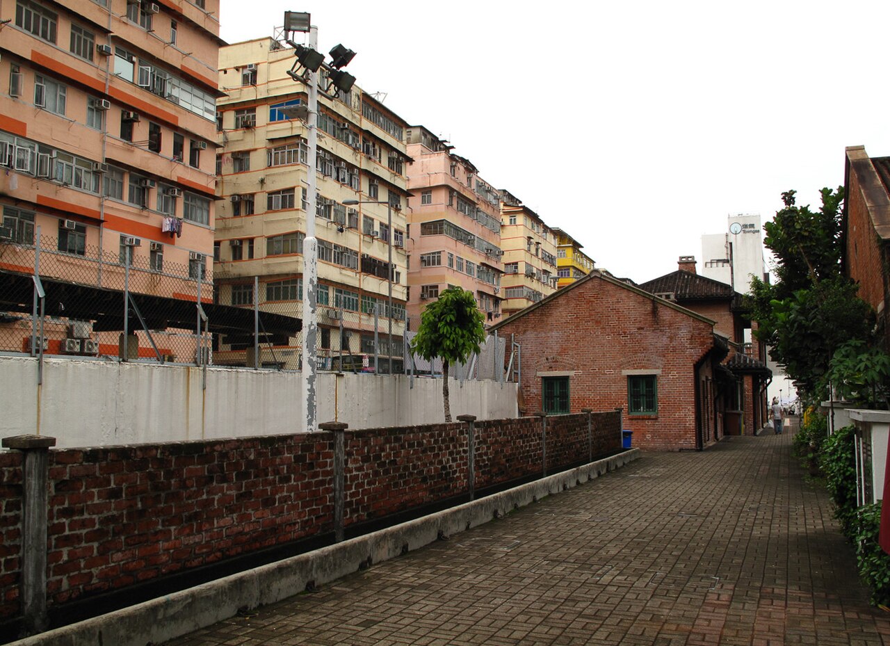 صورة قرية فناني مستودع الماشية