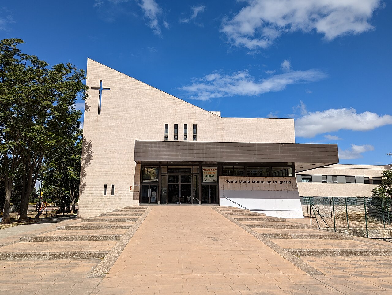 Parroquia Maria Madre de la iglesia