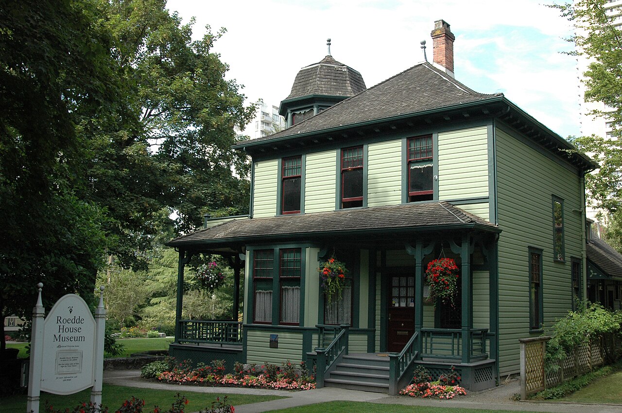 A photograph of Roedde House Museum
