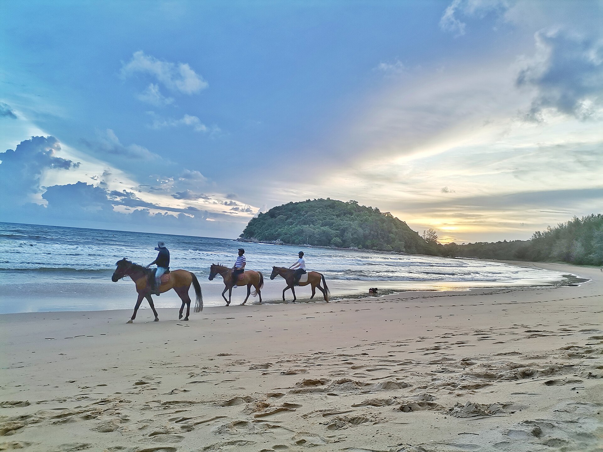 Ein Foto von Layan-Strand