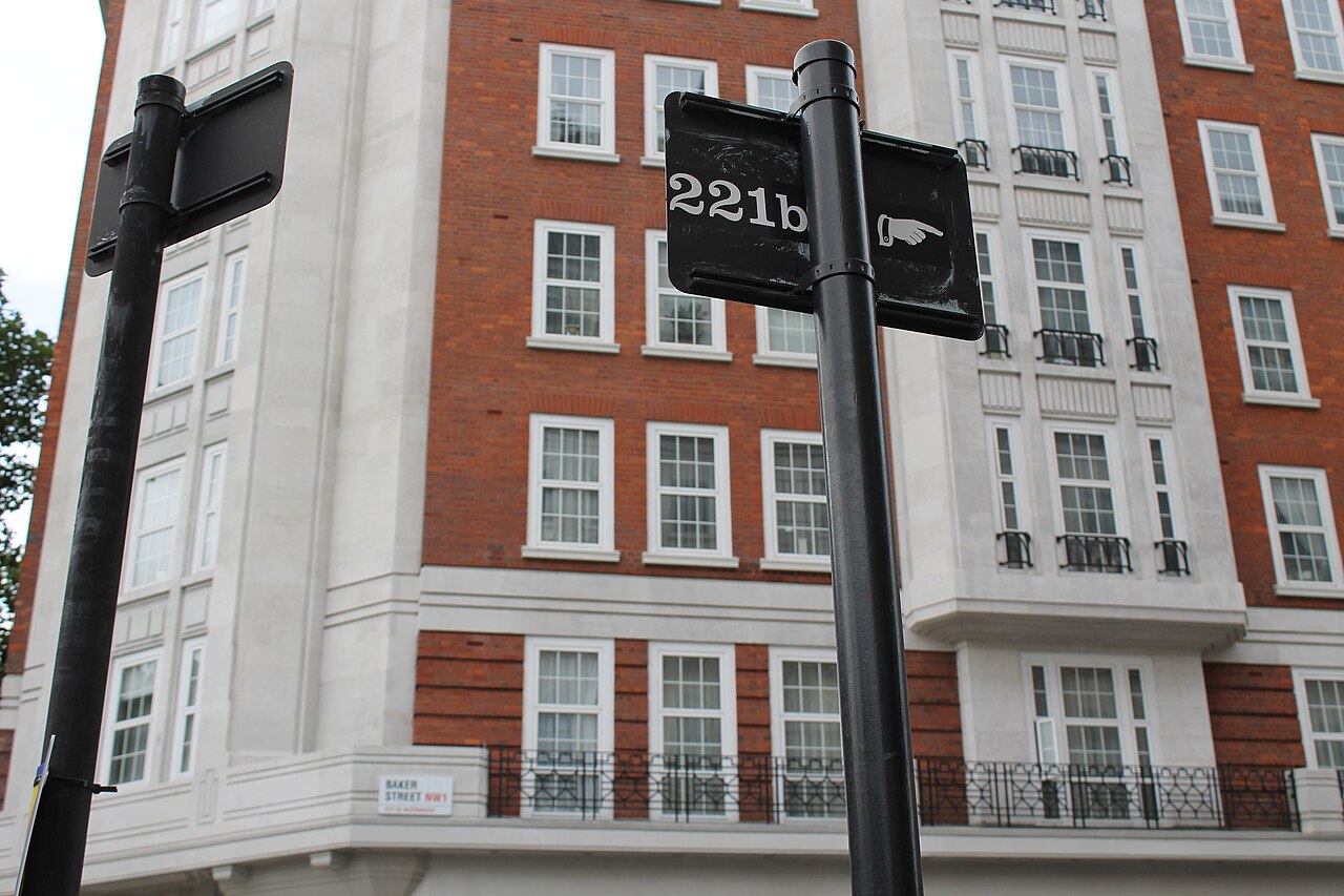 ベーカー街221B
