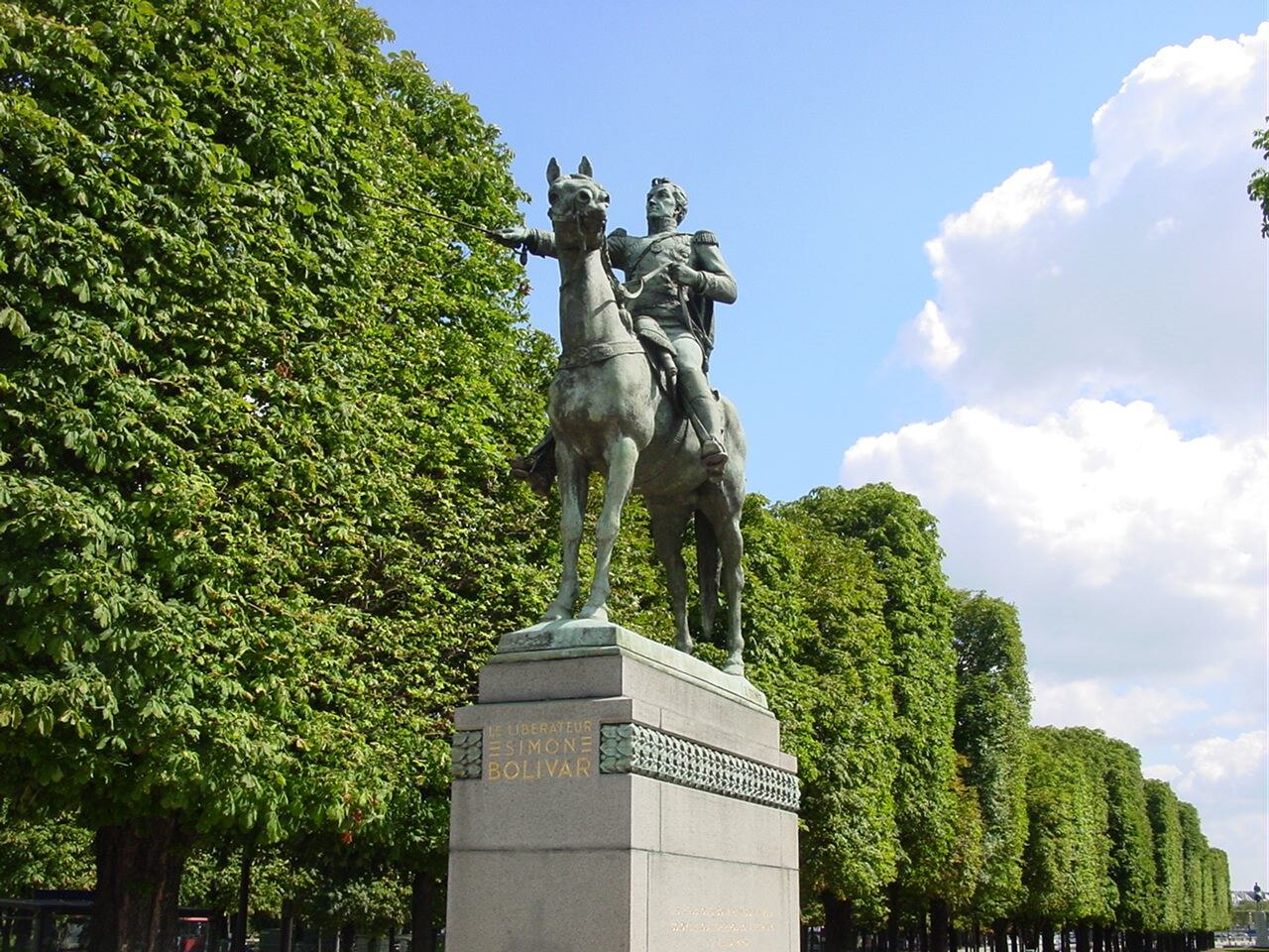 statue équestre de Simón Bolívar