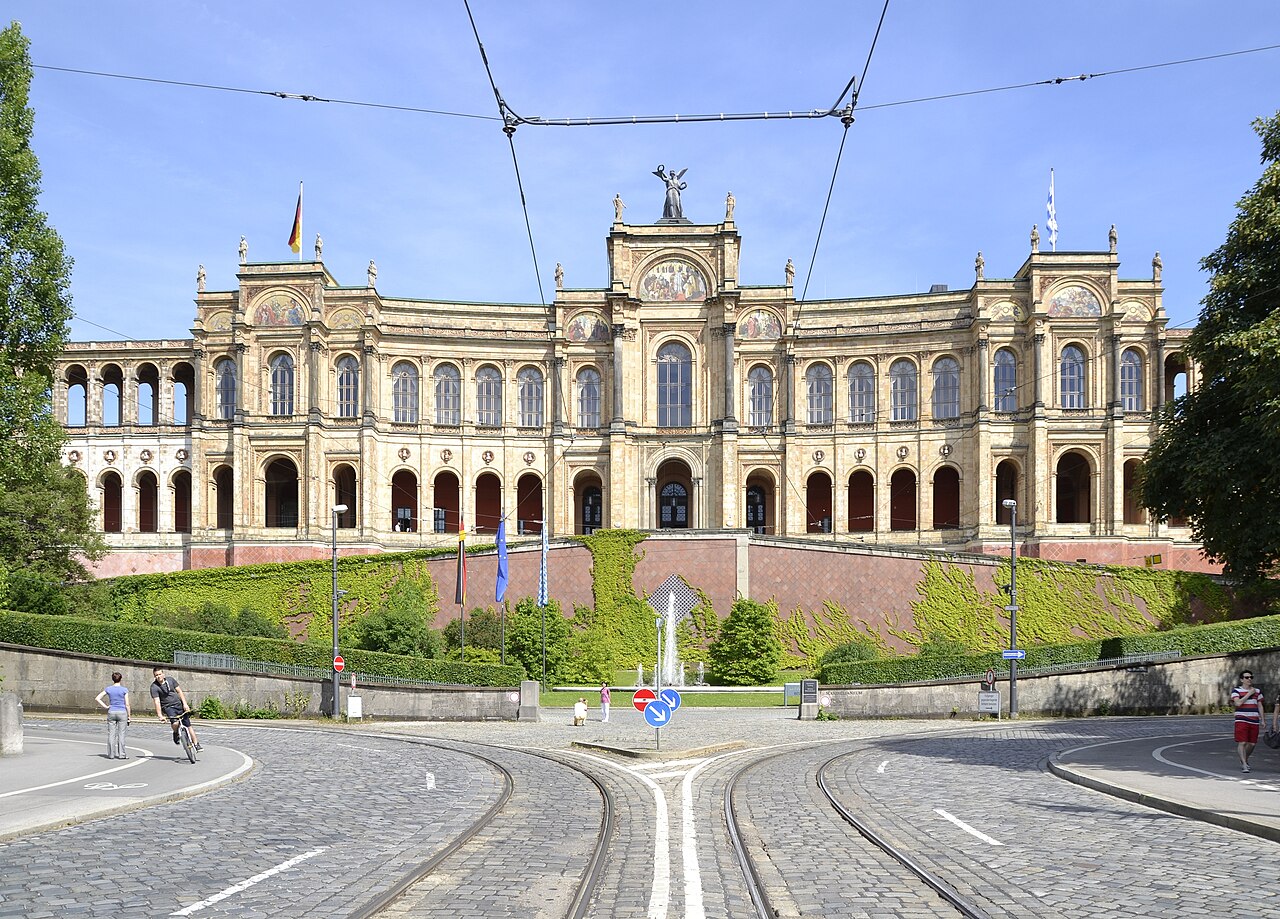 Ein Foto von Maximilianeum