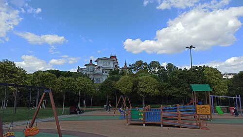 ジェミル・トプズル邸