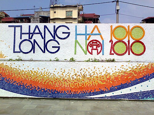 Con đường gốm sứ Hà Nội