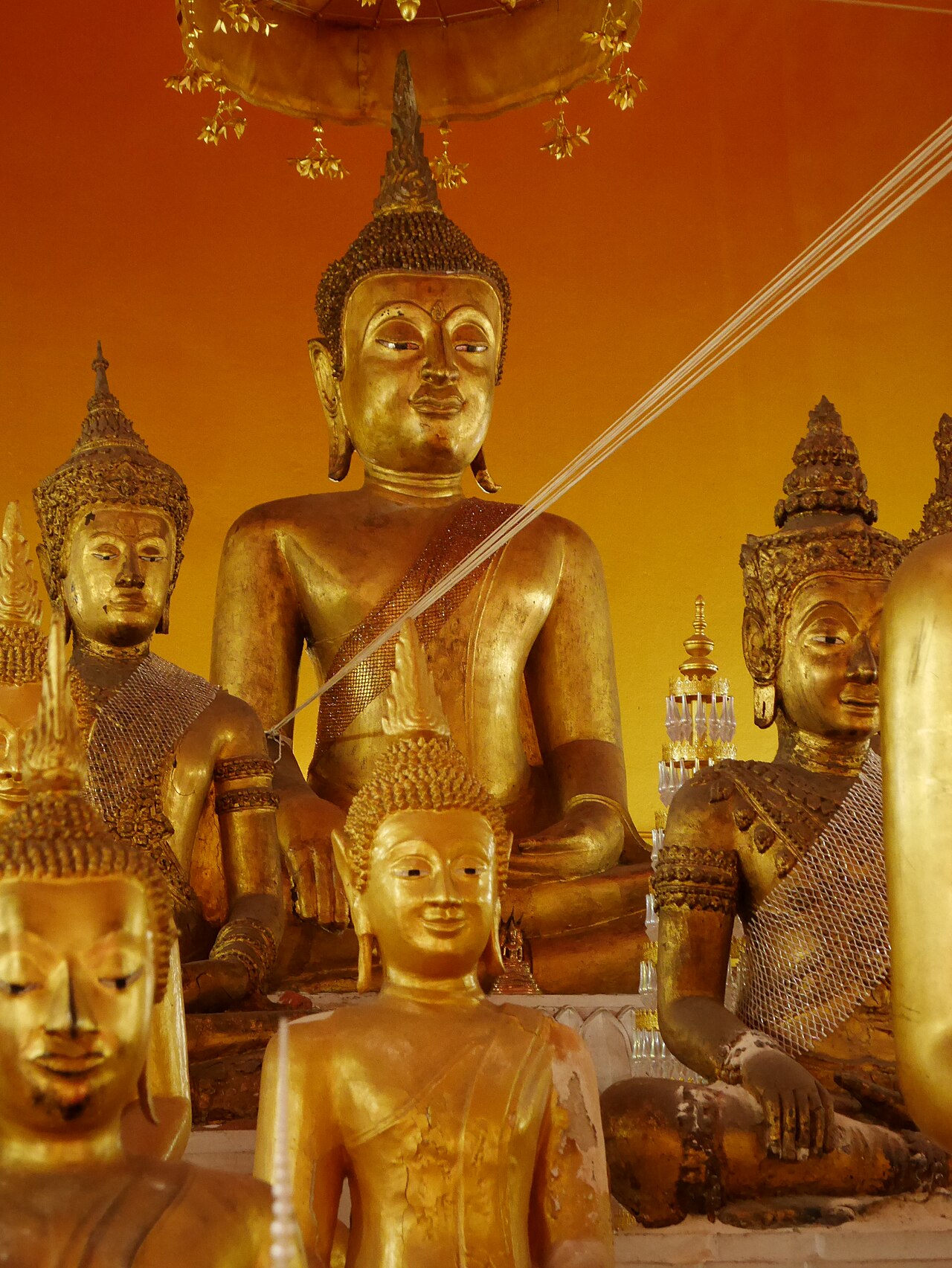 Uma fotografia de วัดอินทารามวรวิหาร